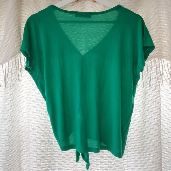 Very Soft Tied Shirt - Picture 3 of 3